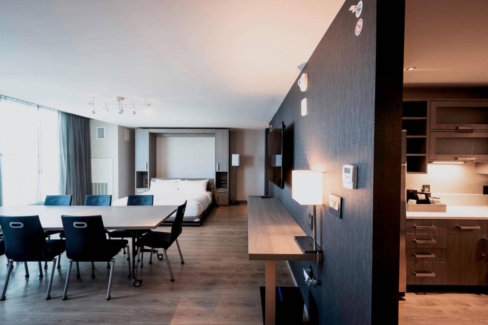 Ac Hotel Nashville Downtown Екстериор снимка